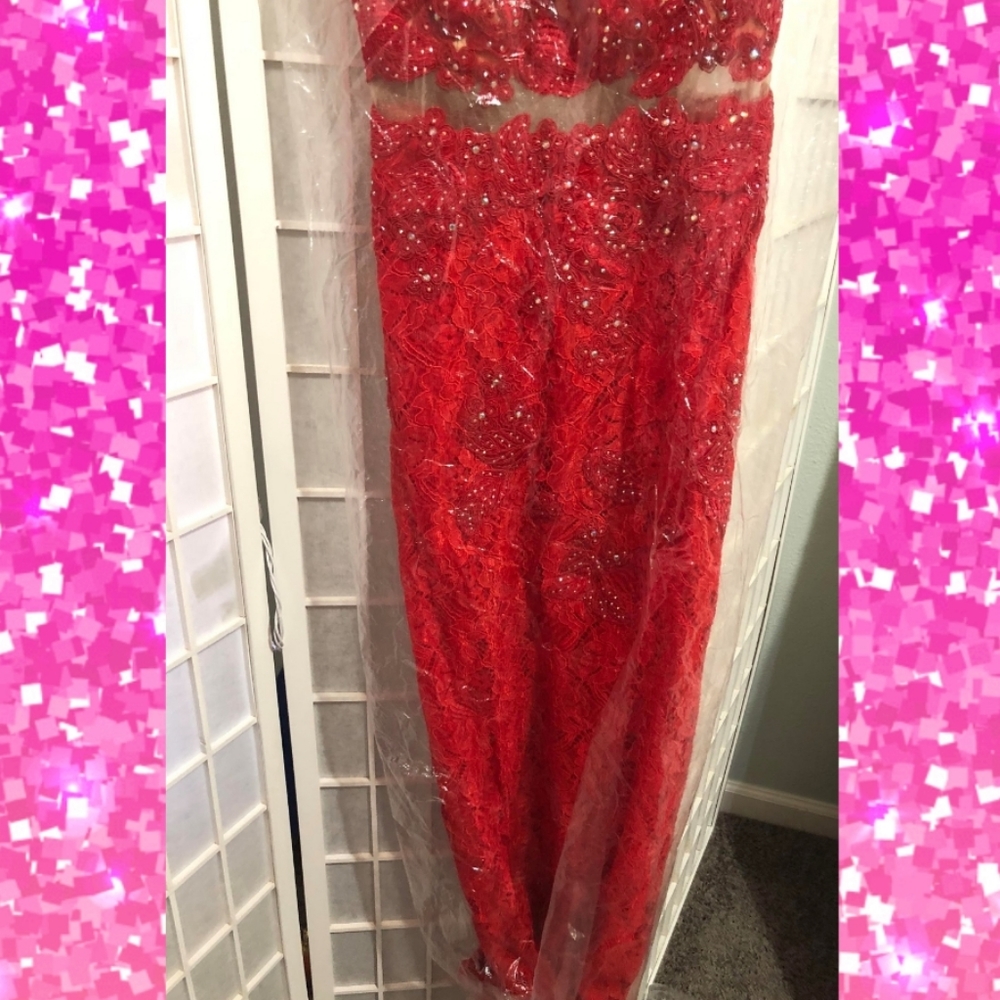 Prom/Homecoming/Dress - Picture 4 of 6